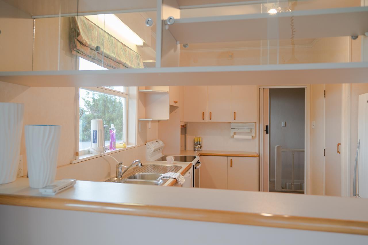 New Windsor Super Cozy & Budgeting 3 Bdrm Holiday Home Auckland Exterior photo